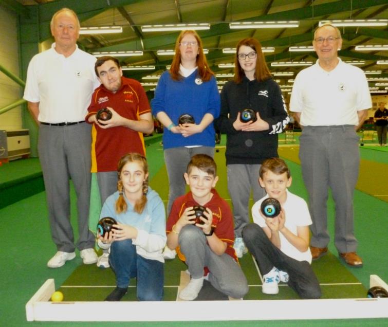 Junior bowlers with Clive Law and Gordon Williams